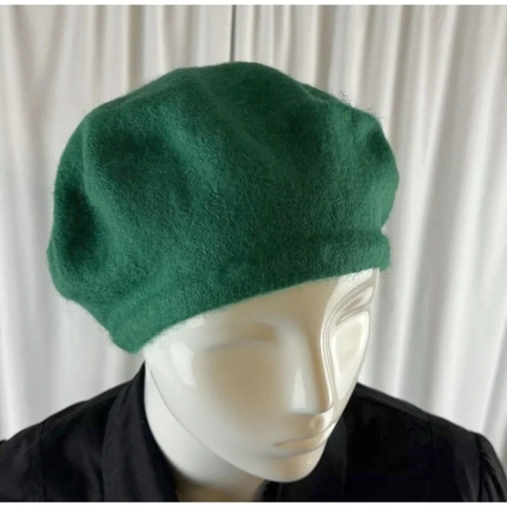 Emerald Green Wool Blend Beret Hat French Style Parisian Winter‎ French 69-03